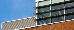 Fachadas ventiladas: ventajas y funcionamiento en edificios modernos